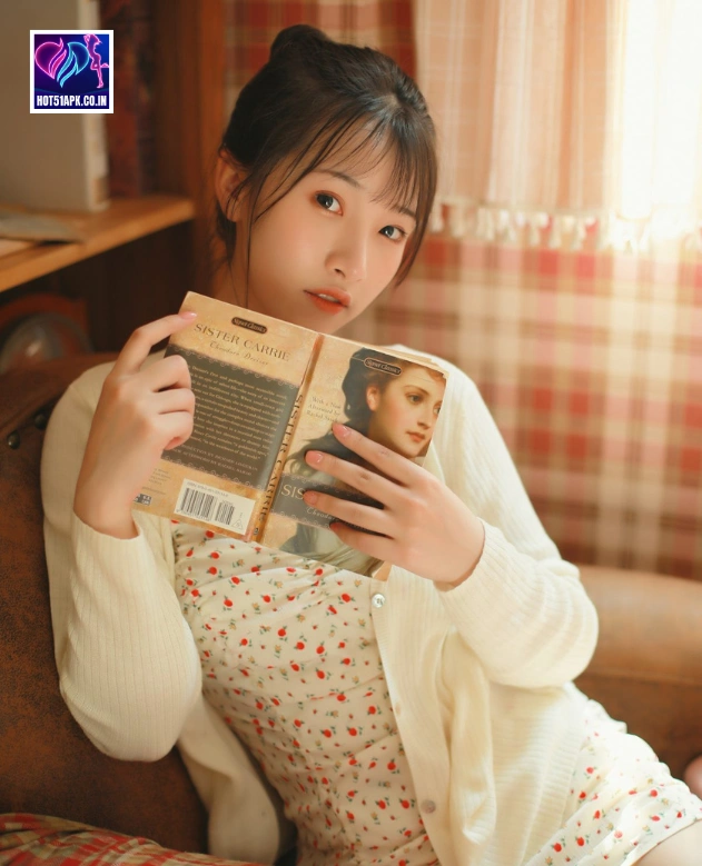 Exploring the Phenomenon of Yue Ya Ya Star on Chinese Livestream Hot51 12 - Hot51 Yue Ya Ya-hot51