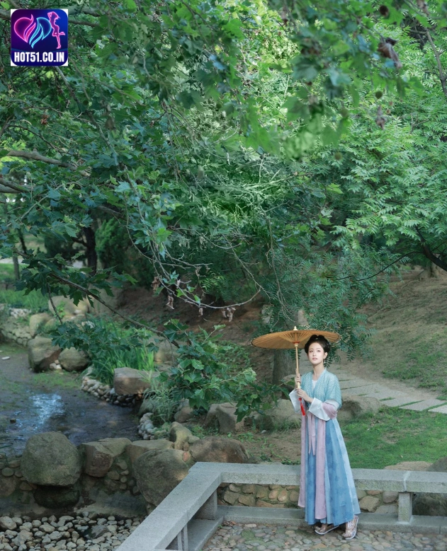 Beautiful Luo Yi di Hot51 A Detailed Review 3 - Hot51 Luo Yi,Hot51live