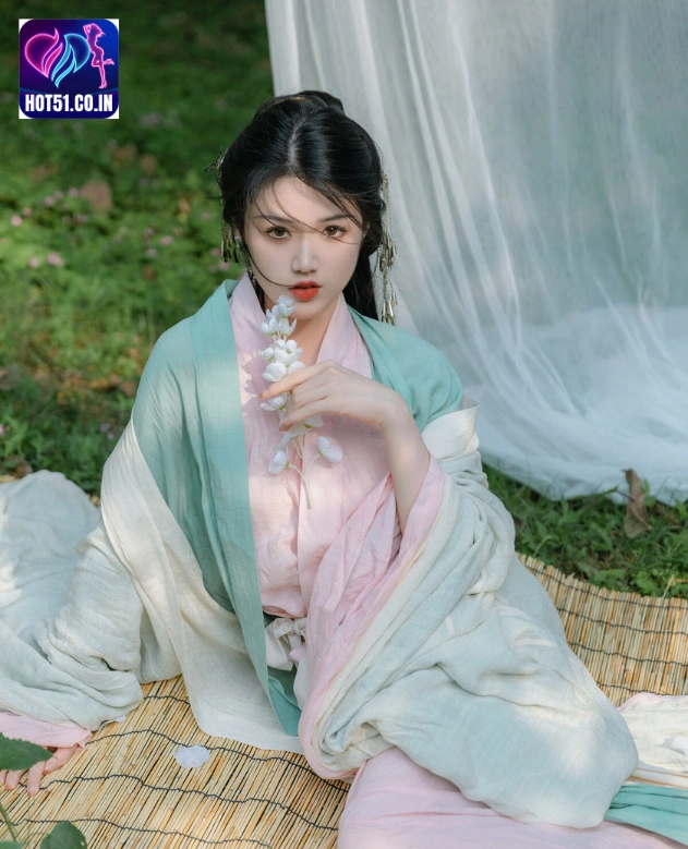 Beautiful Han Lily di Hot51 A Comprehensive Guide 4 - Hot51 Han Lily,Hot51live