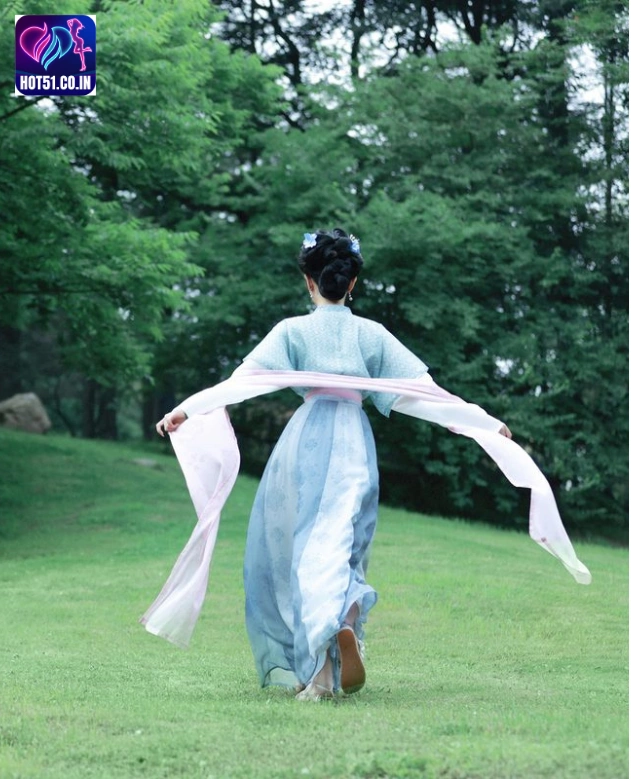 Beautiful Luo Yi di Hot51 A Detailed Review 6 - Hot51 Luo Yi,Hot51live