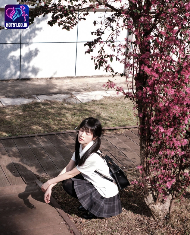 Xiao Song Ma Nai,Hot51live