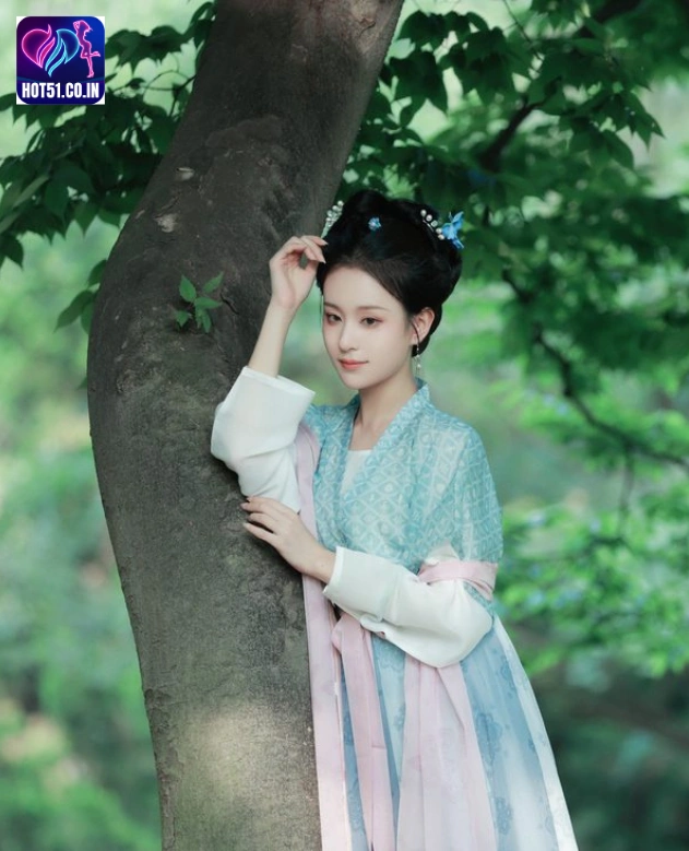 Beautiful Luo Yi di Hot51 A Detailed Review 5 - Hot51 Luo Yi,Hot51live