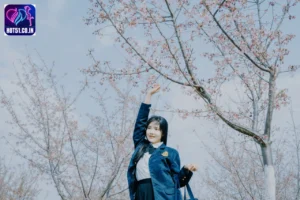 Yan Shi Yi,Hot51live