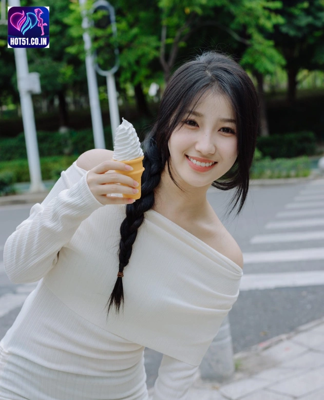 Beautiful Yang Mao Shan Er di Hot51 A Comprehensive 6 - Hot51 Yang Mao Shan Er,Hot51live