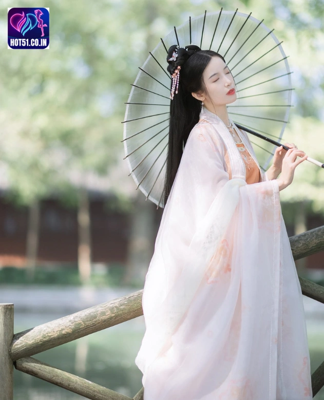 Beautiful Meng Zai di Hot51 A Detailed Review 4 - Hot51 Meng Zai,Hot51live