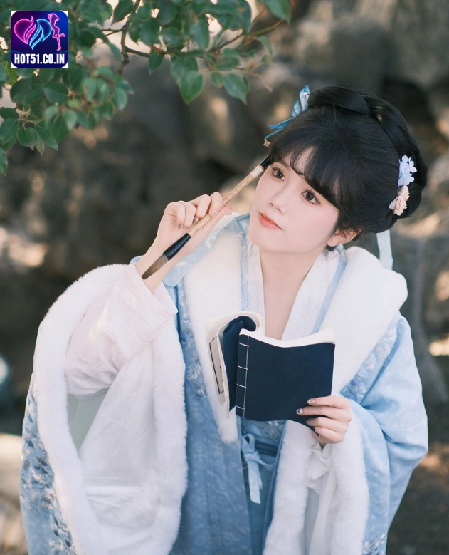 Cao Mei Xi Mi Lu,Hot51live