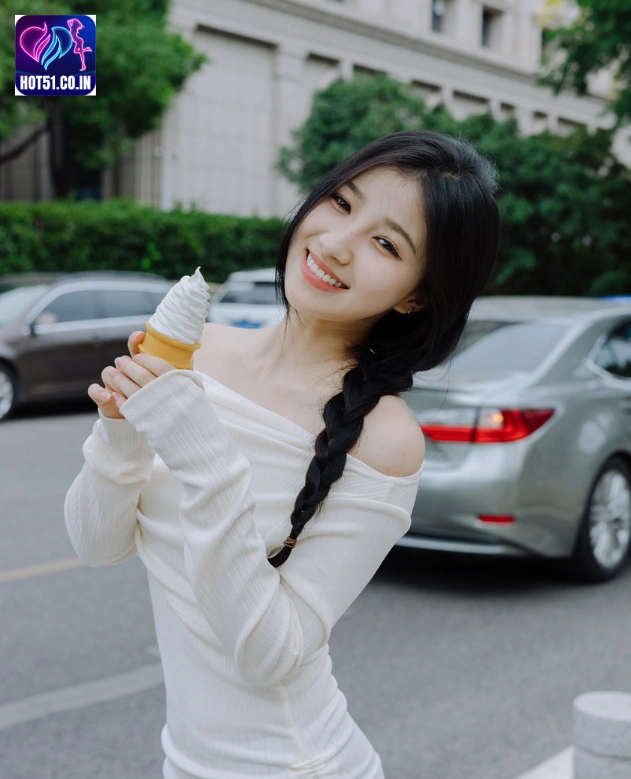 Beautiful Yang Mao Shan Er di Hot51 A Comprehensive 3 - Hot51 Yang Mao Shan Er,Hot51live