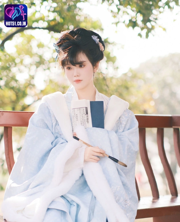 Cao Mei Xi Mi Lu,Hot51live