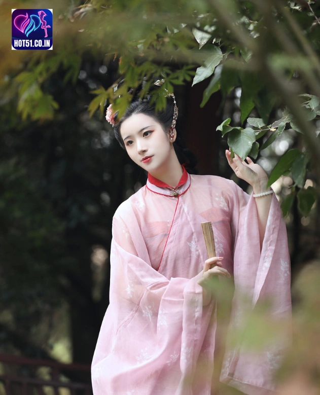 Discovering the Allure of Beautiful Ruan Yu at Hot51 2 - Hot51 Ruan Yu-Hot51live