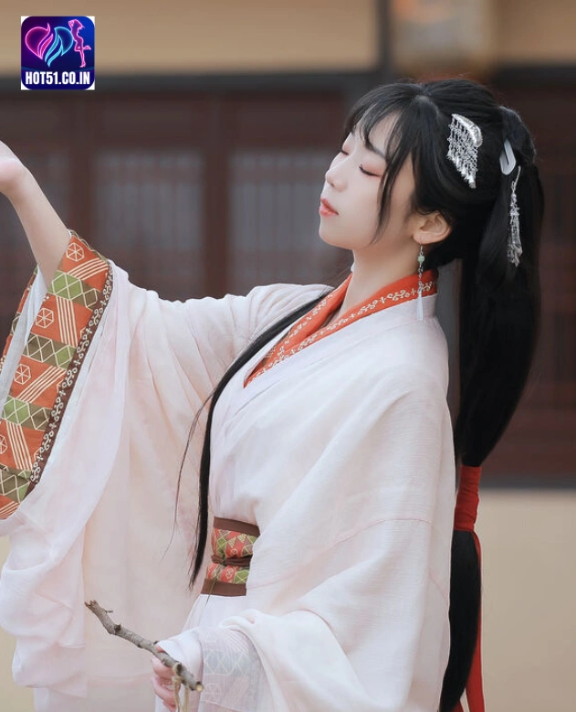 Beautiful Zhou Zhou Ay Di Hot51 A Detailed Review 2 - Hot51 Zhou Zhou Ay-Hot51live