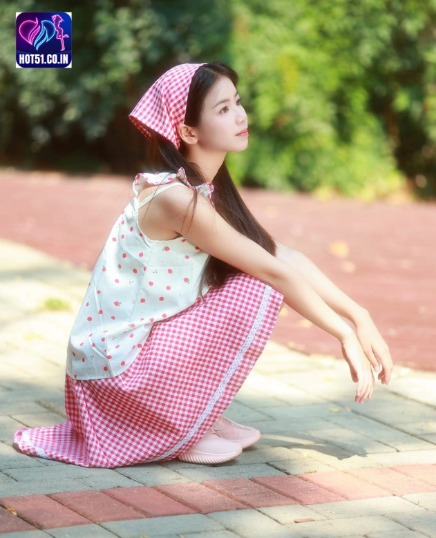 Xiao Du Tong Xue-Hot51live